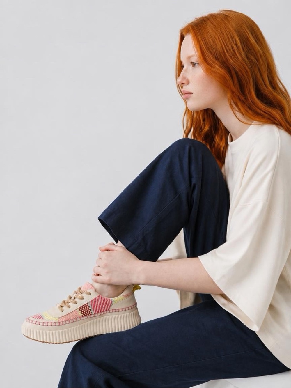 NWOB DOLCE VITA Women's Denae
Wedge Woven Sneaker